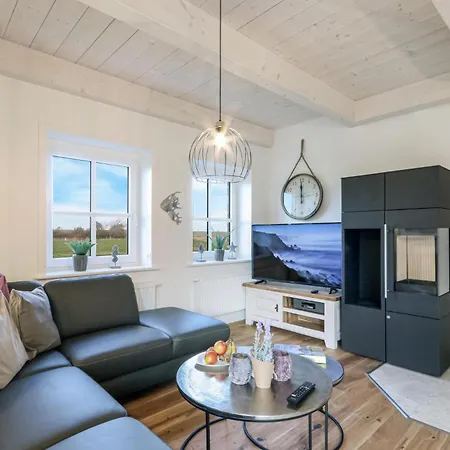 3 Bedroom Beautiful In