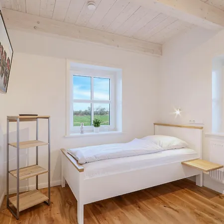 Feriehus 3 Bedroom Beautiful In *