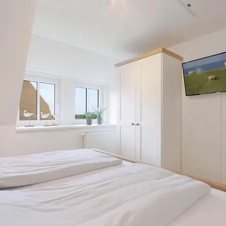 3 Bedroom Beautiful In Feriehus